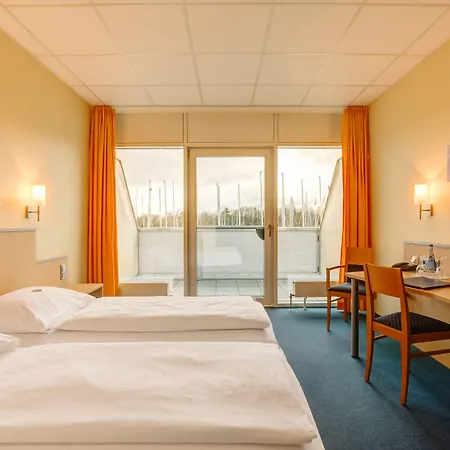Bodensee Yachthotel Schattmaier Отель