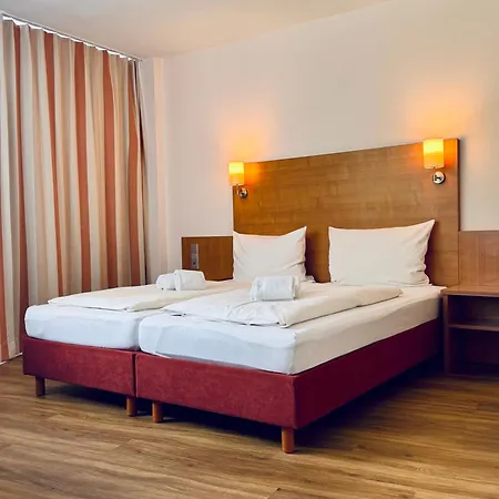 Bodensee Yachthotel Schattmaier 호텔 3*