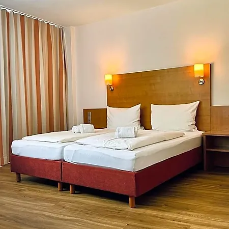 Bodensee Yachthotel Schattmaier 호텔 3*