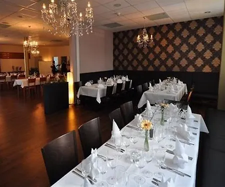 Bodensee Yachthotel Schattmaier 크레스브론암보덴지