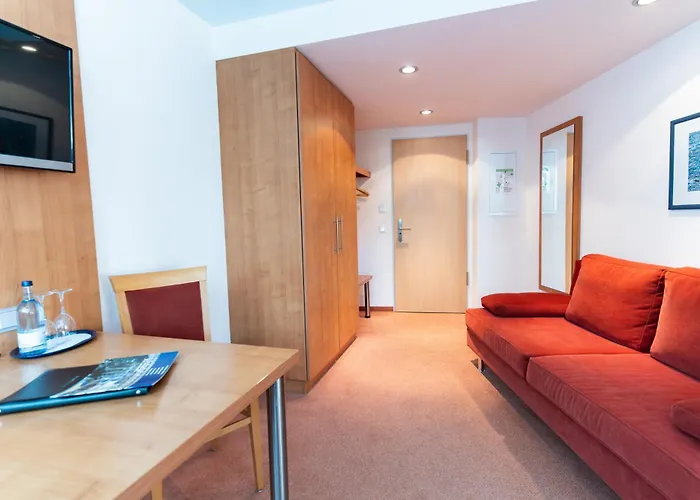 ボーデンゼー ヨットホテル シャットマイアー 3*