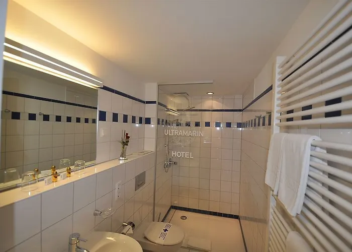 ホテル ボーデンゼー ヨットホテル シャットマイアー 3*